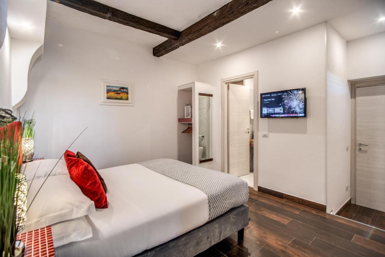 Tritone House Affittacamere 4*