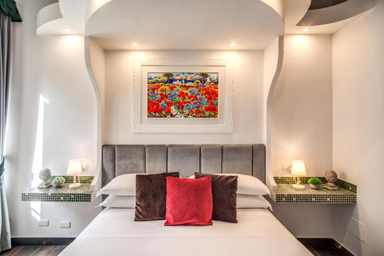 Tritone House Affittacamere 4*