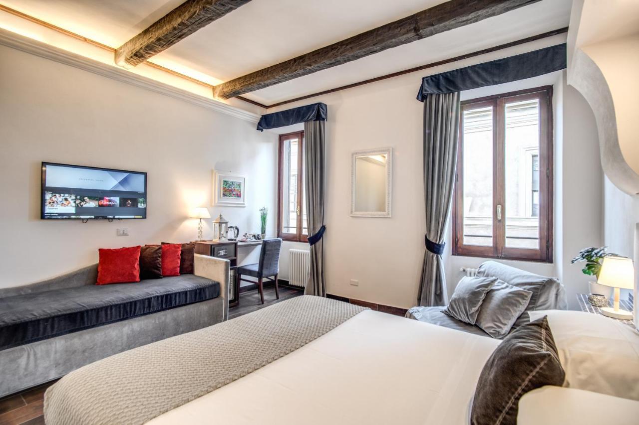 Tritone House 4*