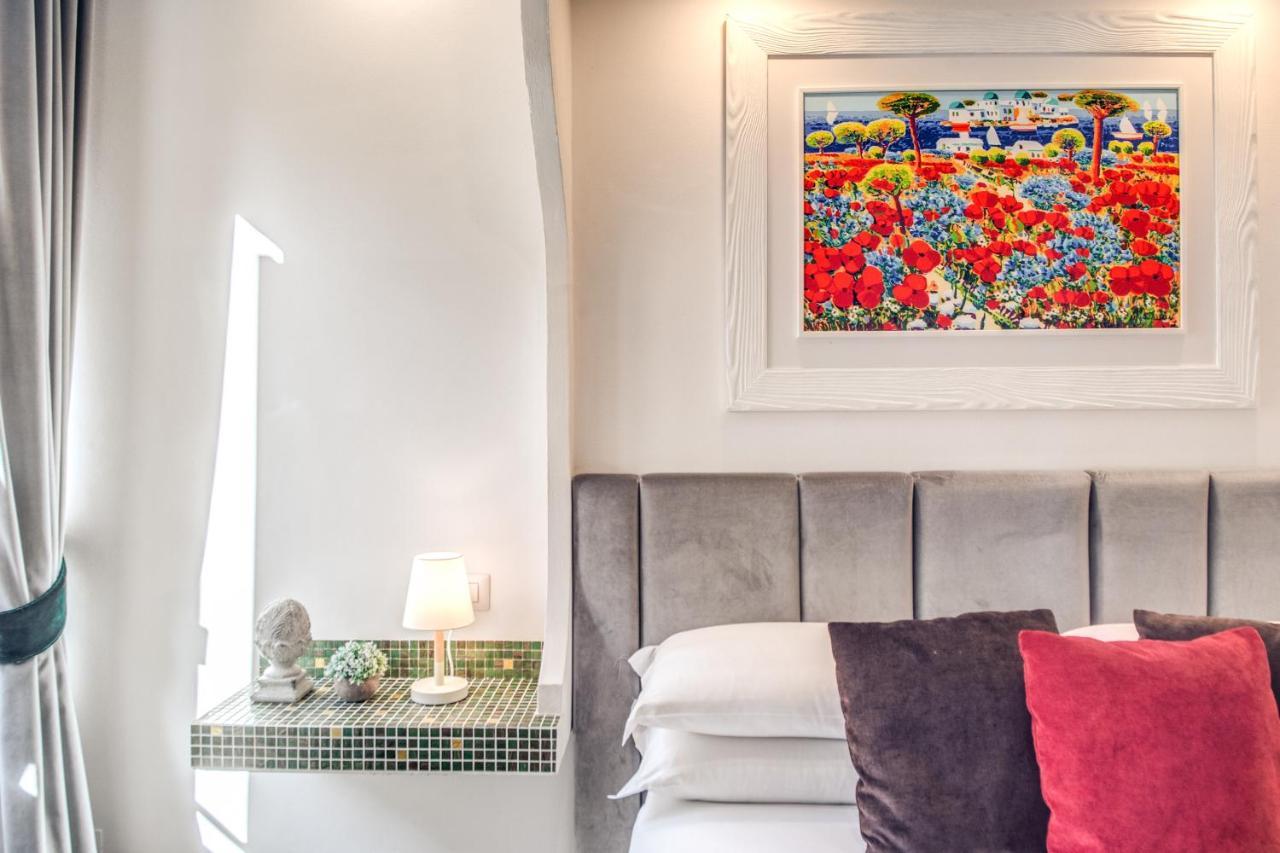 Tritone House 4*
