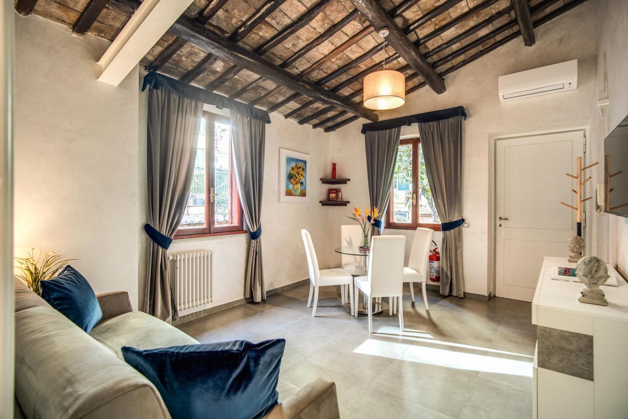 Affittacamere Tritone House
