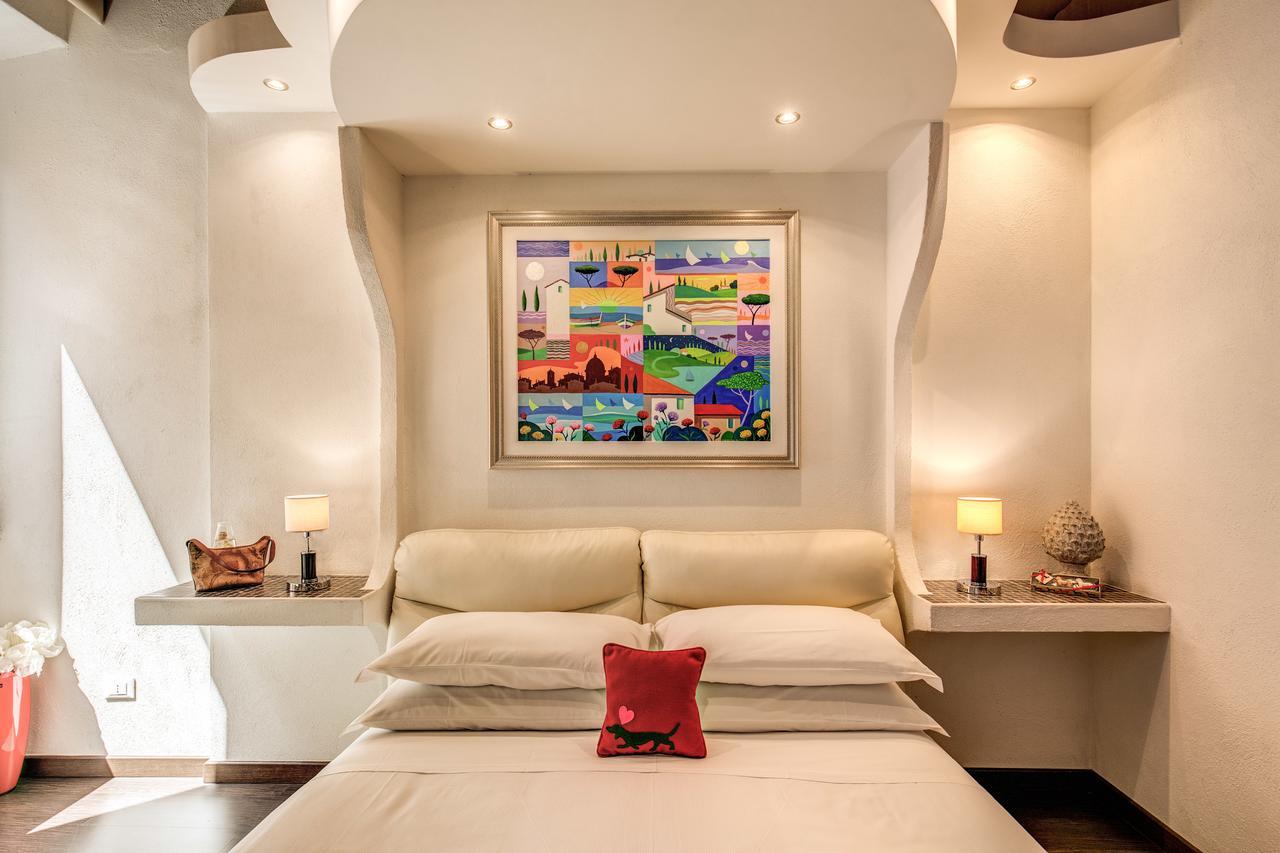 Tritone House